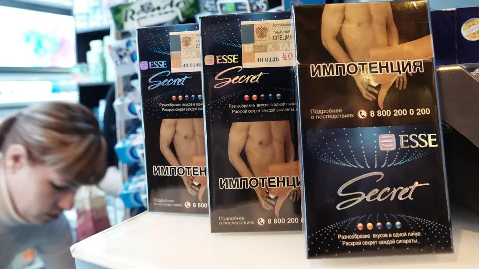 Зампред комитета Госдумы по охране здоровья предложил рассмотреть пожизненный запрет на курение для родившихся после 2008 года, ссылаясь на британский опыт создания «поколения без табака».