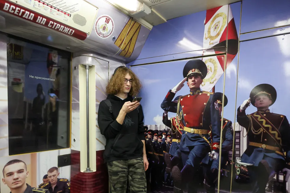 За последние месяцы власти ввели и анонсировали ряд ограничений против VPN: от блокировок доступа для пользователей с включённым VPN до попыток ограничить оплату и ввести платный мобильный VPN‑трафик.