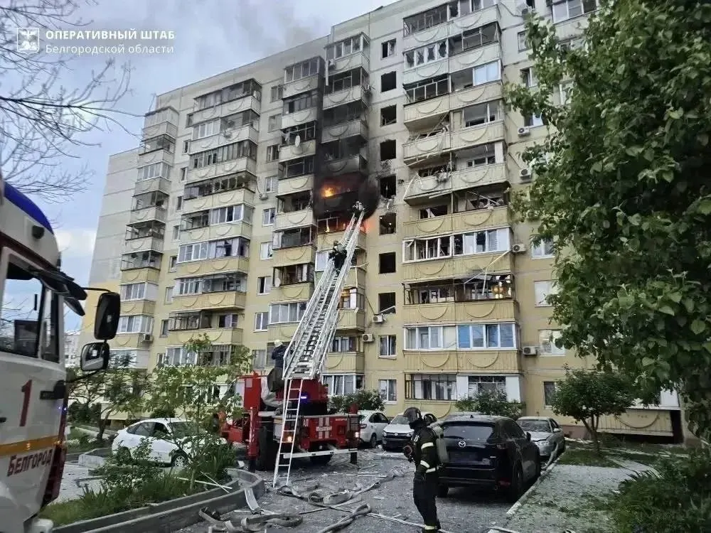 За ночь — смертельная атака БПЛА в Белгородской области, пожар на азотном заводе в Ставрополье, массовые перехваты дронов, инициативы по смягчению наказаний за хранение наркотиков и новые меры поддержки участников СВО.
