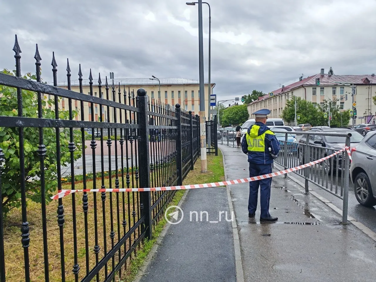 Ночью над регионом были отражены атаки беспилотников: в Нижнем Новгороде пострадало здание областного суда, по предварительным данным обошлось без пострадавших; на месте работают спецслужбы, полиция и МЧС.