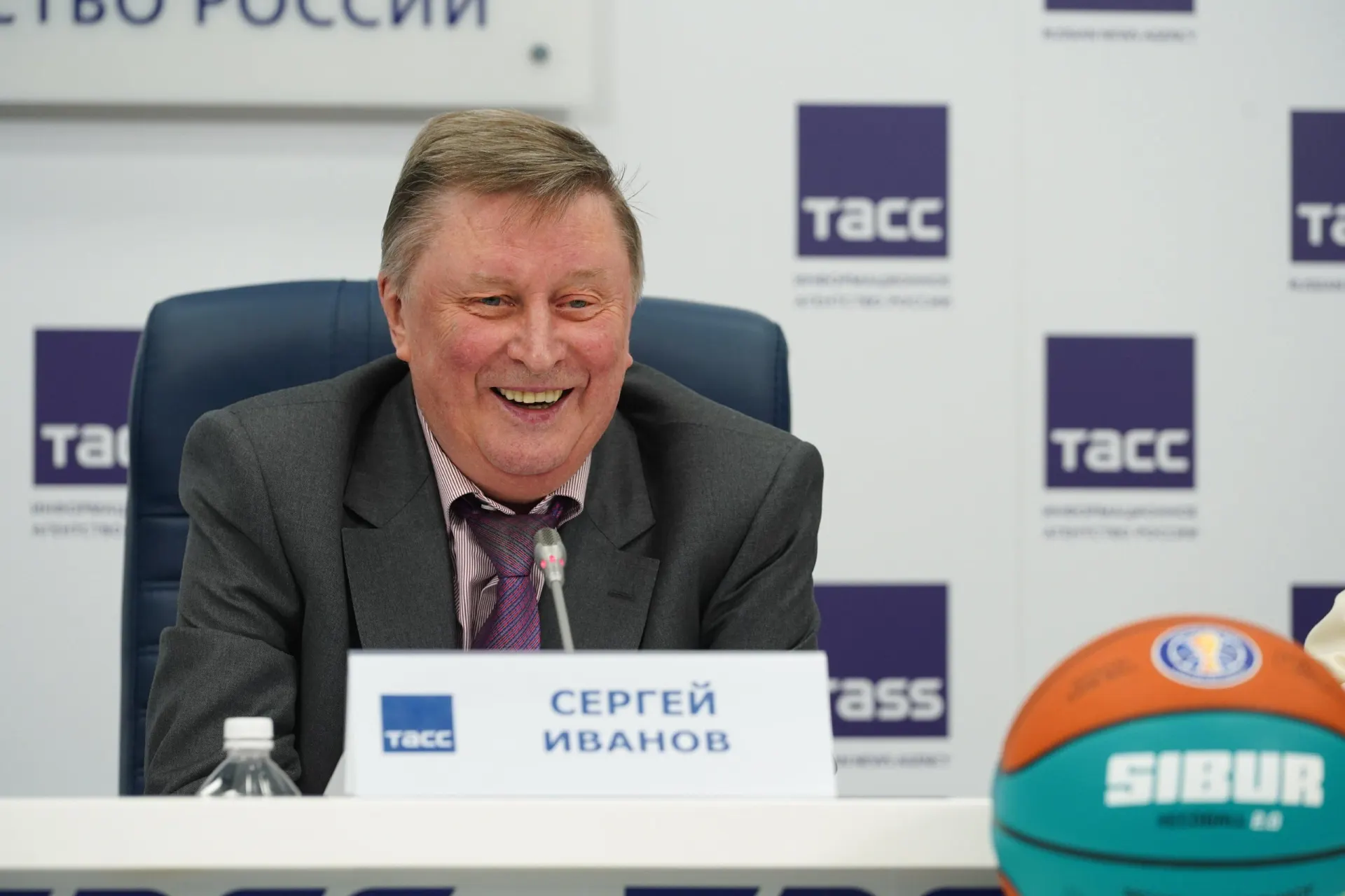 Бывший министр обороны Иванов скончался в 73 года. Близкий друг рассказал, что виделся с ним всего за три дня до смерти.