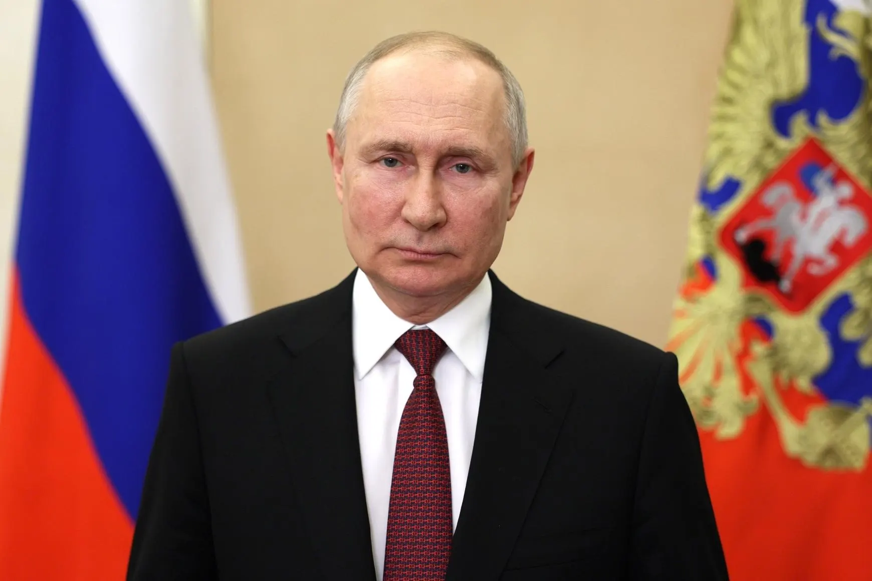 Указ от 12 июня расширяет задачи фонда «Защитники Отечества»: поддержка участников боевых действий, ставших инвалидами при отражении вооружённого вторжения, помощь тем, кто продолжил службу с ограничениями по здоровью, и развитие адаптивного спорта.