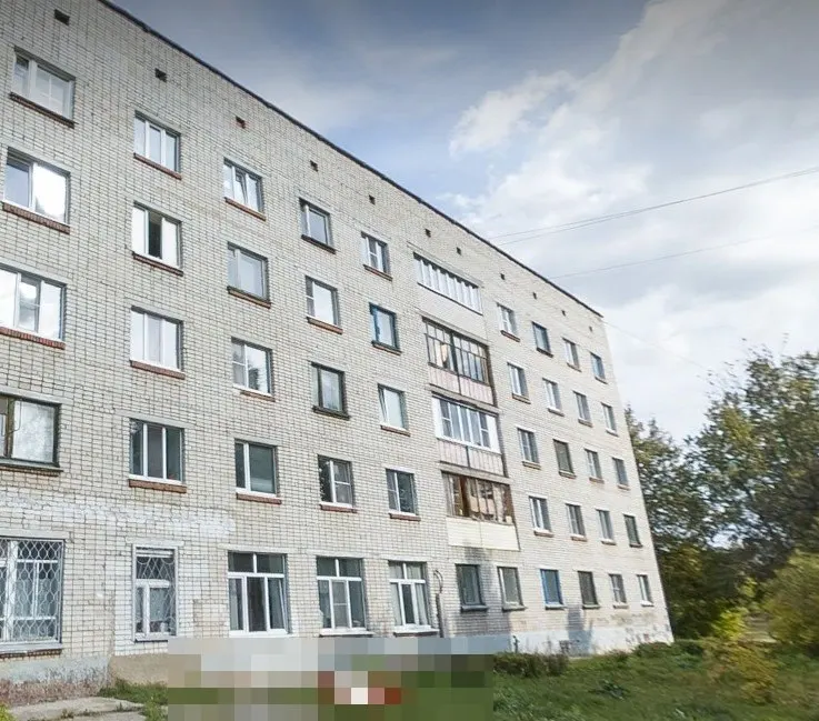 В Новочебоксарске пятилетний мальчик выпал из окна четвёртого этажа, госпитализирован с многочисленными травмами; проводится проверка.