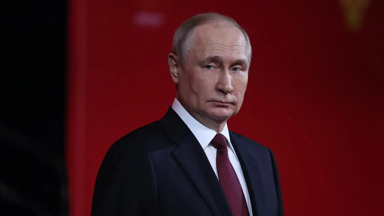 В Омске президент Казахстана предложил вернуться к «Стамбульскому формату» и приостановить боевые действия, но в Кремле заявили, что прекращение огня невозможно при нынешней позиции Киева и выдвинули жёсткие условия.