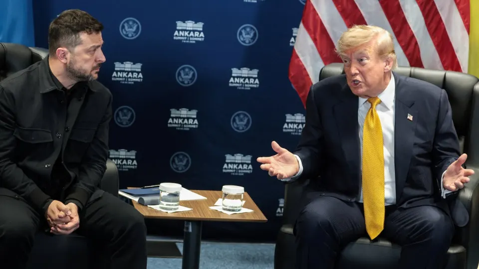 Президент США Дональд Трамп сказал, что поддерживает атаки Украины по удалённым объектам в России, назвав это эскалацией, которая может способствовать завершению конфликта. По оценкам аналитиков, число ударов по глубинным целям значительно выросло.