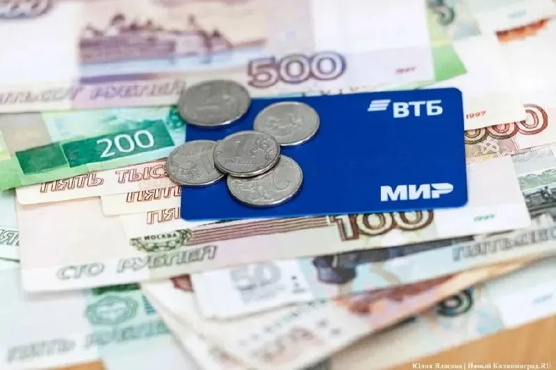 Банки заявляют о полной готовности к запуску цифрового рубля, а клиенты смогут открывать кошельки и пользоваться депозитами и кредитами в новой валюте.