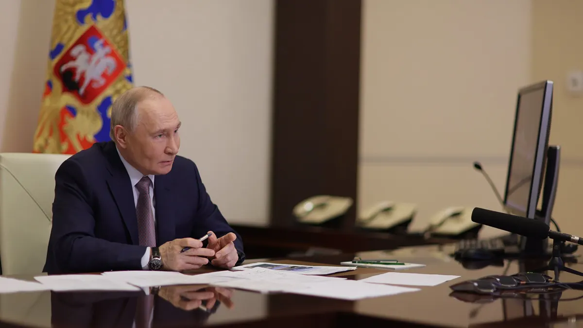 Указ позволяет вводить временное внешнее управление на критически важных объектах при отсутствии надлежащего обеспечения безопасности.