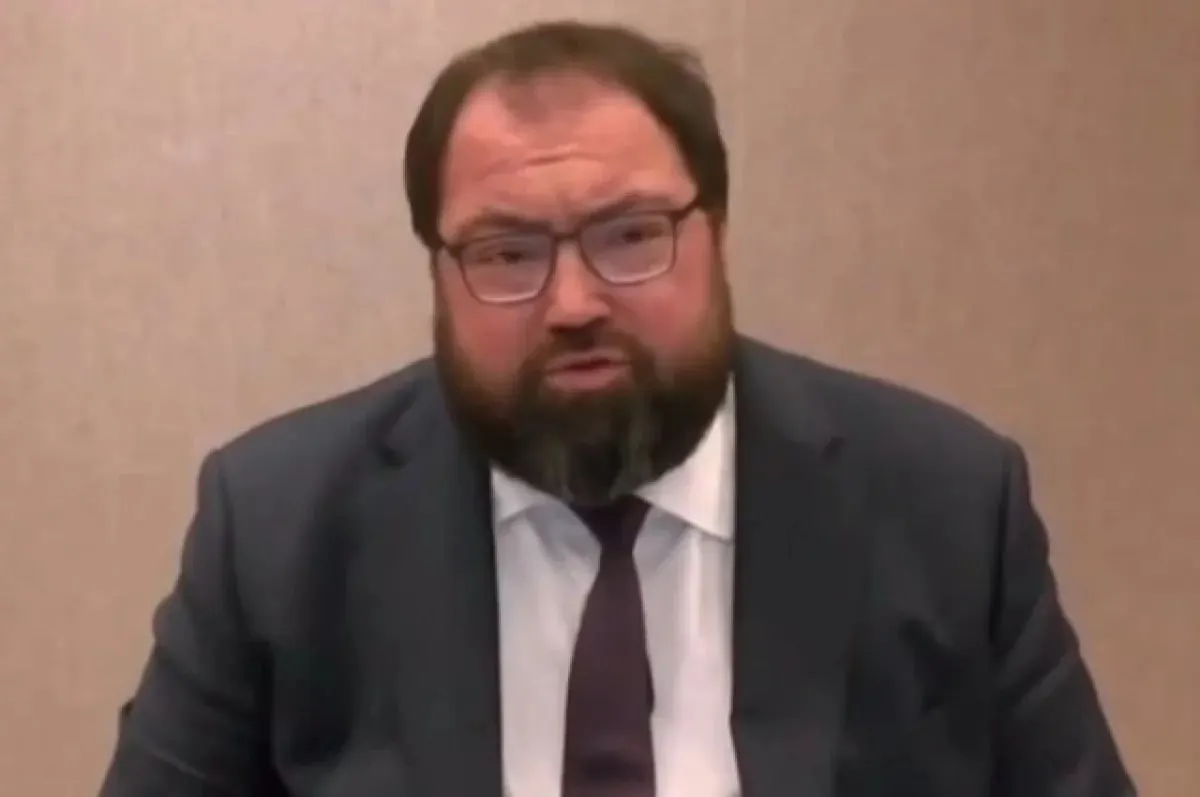 Глава Минцифры сообщил о рисках нового механизма верификации разработчиков Google, который может повлиять на установку российских приложений на Android.
