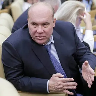Официальный праздник для участников специальной военной операции может отмечаться в последнее воскресенье марта, предложил член Госдумы по обороне.