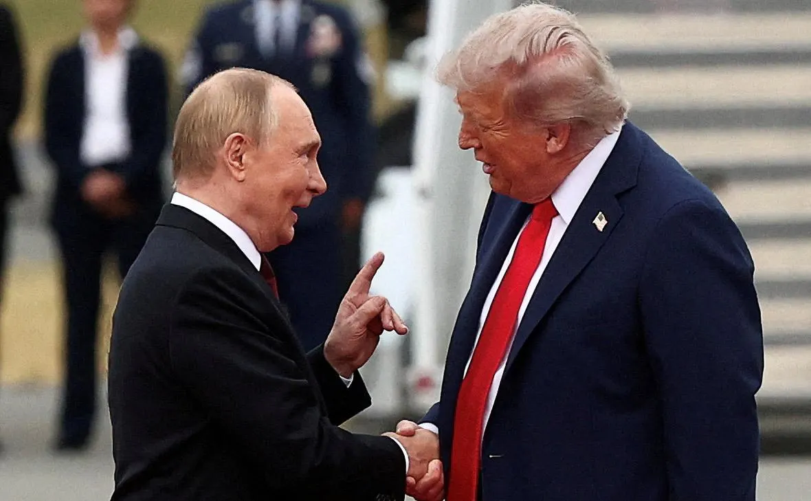 После подписания закона о санкциях против России и Ирана президент США временно отменил большинство новых мер, сославшись на национальные интересы.