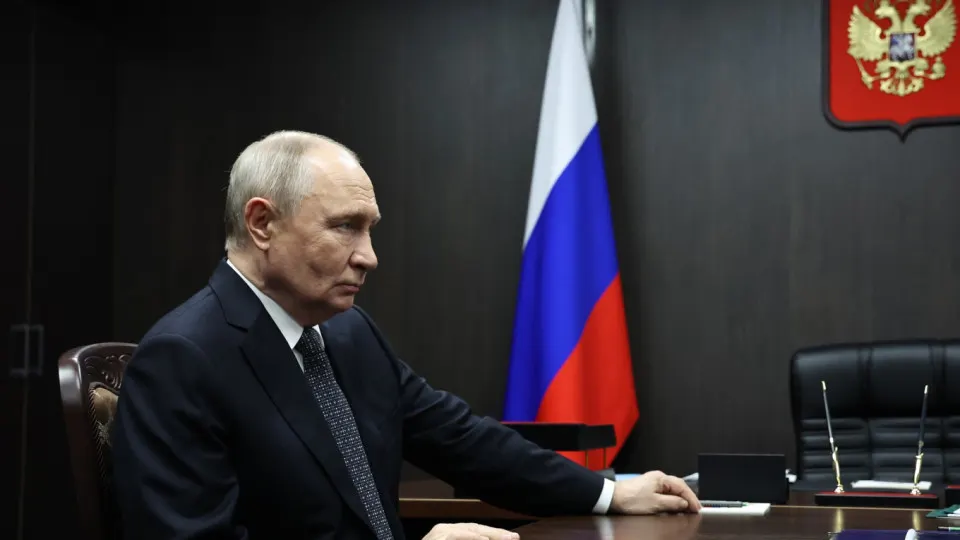 Россия подтверждает готовность возобновить трёхсторонние контакты и обсудить безопасность после мирного урегулирования.